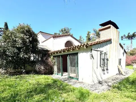 Vicente López y Planes 800