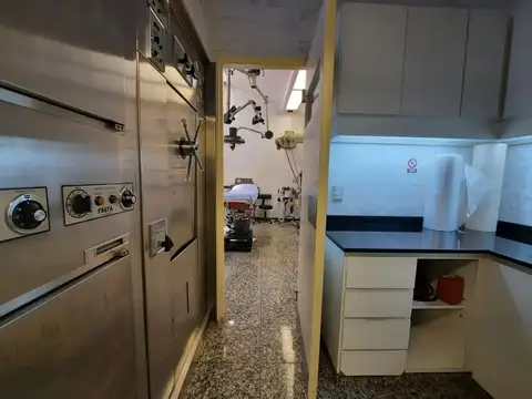 Casa en Alquiler en Retiro, USD 8.500
