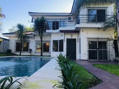 Casa en Venta en 414bis/148 Arturo Segui - Alberto Dacal Propiedades