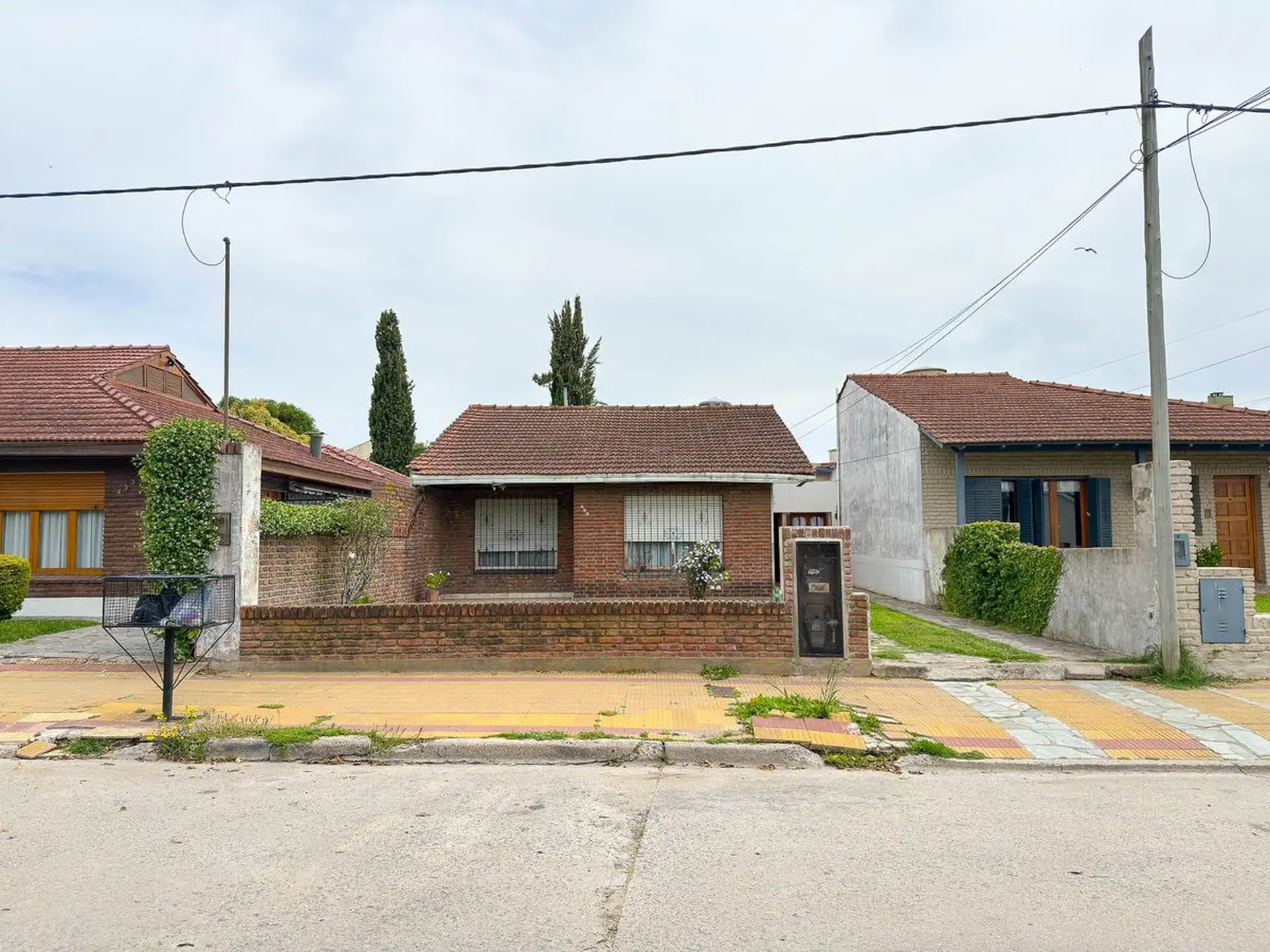 Chalet 4 dorm, 115m² con amplio patio — Zona Cerrito