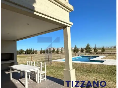 Casa en Alquiler en Haras Del Sur 3, USD 1.800