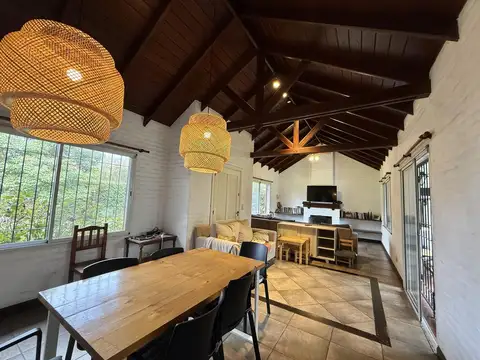 Casa en venta 3 dormitorios con pileta en Rosario- Fisherton