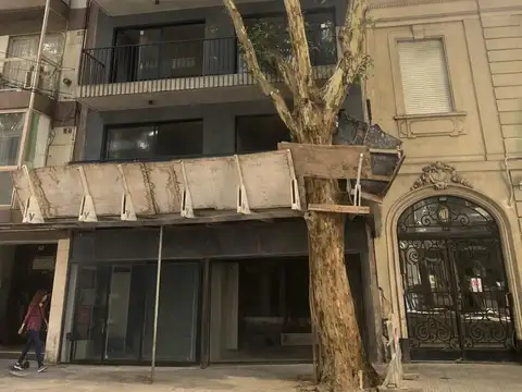 Venta de departamento 2 ambientes a Extrenar