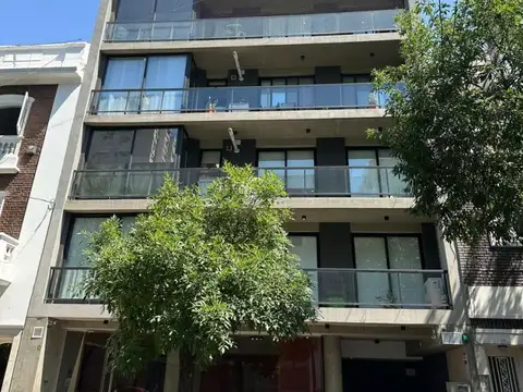 Alquiler de Departamento 2 AMBIENTES CON COCHERA en Barracas, Capital Federal.