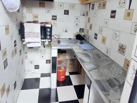 Depto Tipo Casa 2 ambientes con 1 baño