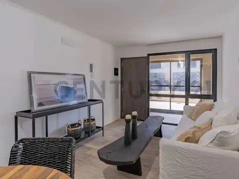 Bernardo de Irigoyen 2600 2600, Piso 0