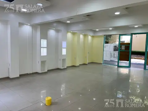 Local en Alquiler 50 años