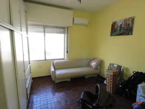 OPORTUNIDAD VENTA CASA LOTE PROPIO GARAGE JARDIN Y PATIO