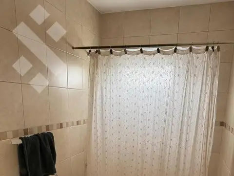 VENTA DUPLEX 3 DORMITORIOS - B° RINCÓN LINDO, CIPOLLETTI