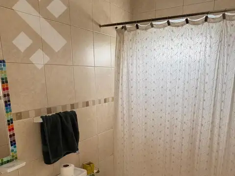DUPLEX 3 DORMITORIOS  BARRIO  RINCÓN LINDO CIPOLLETTI