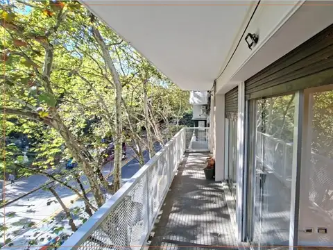 Alquiler 4 Ambientes con Cochera Botanico