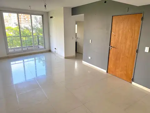 Av. Jujuy 368: depto. 2amb.   balcón, impecable.