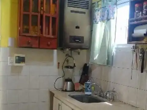 Casa 3 ambientes con 2 baños