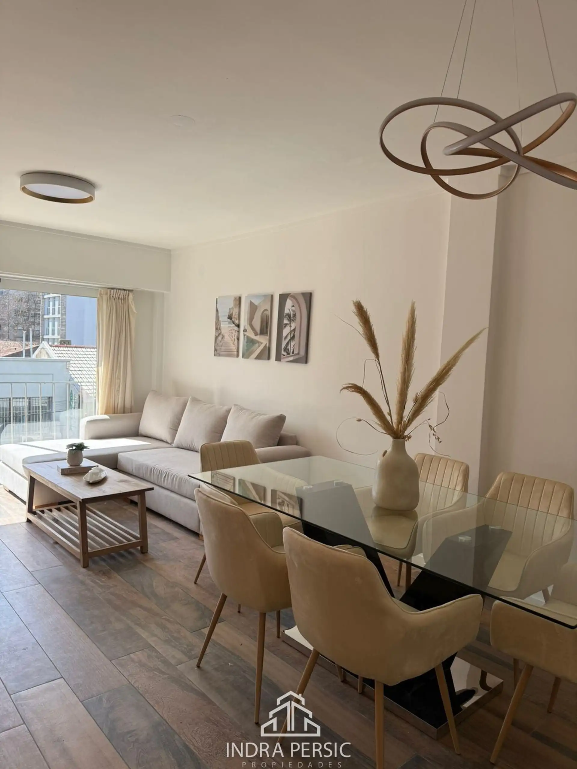 VENTA departamento Plaza Mitre Mar del Plata 4 ambientes con espacio de cochera