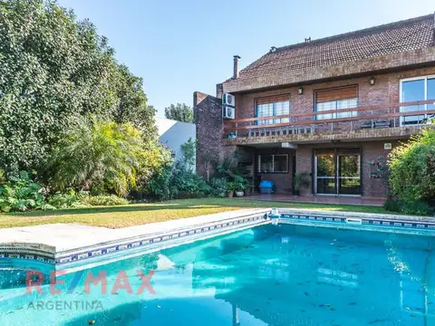 VENTA CASA 7 AMBIENTES EN RAMOS MEJIA