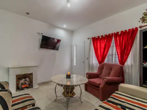 Depto Tipo Casa en Venta de 2 dormitorios