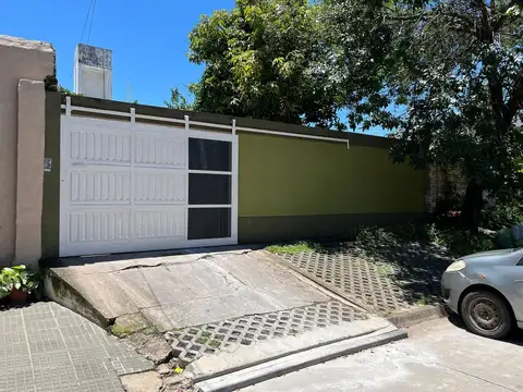 ALQUILER DE CASA EN BARRIO AGET