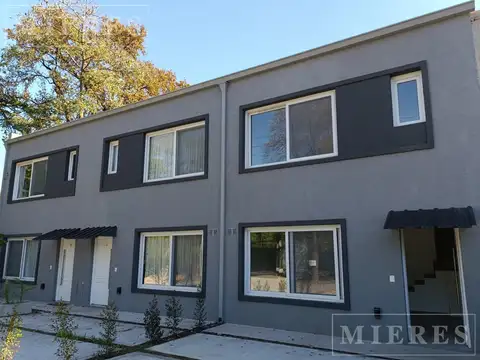 Casa en Venta en Don Torcuato, USD 210.000