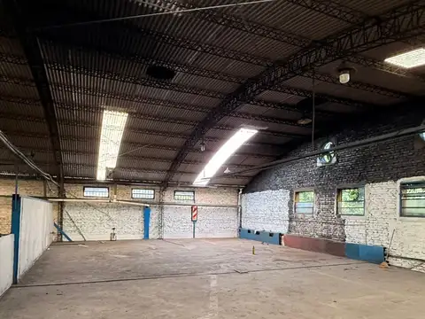 Galpon en Alquiler en Barrio España y Hospitales, USD 2.900