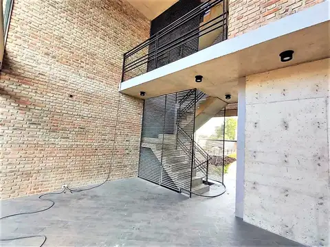 Oficina en Venta con 1 cochera