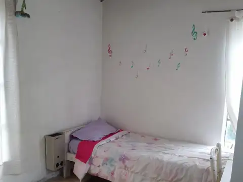 CASA EN LOS ACANTILADOS