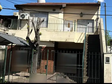 Venta de 3 unidades en Block en Castelar.