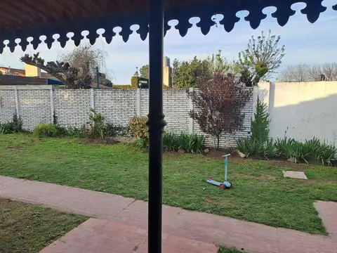 CASA EN VENTA - MONTE GRANDE (GBA SUR)