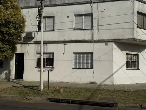 VENTA DEPARTAMENTO DE 3 AMBIENTES CASEROS