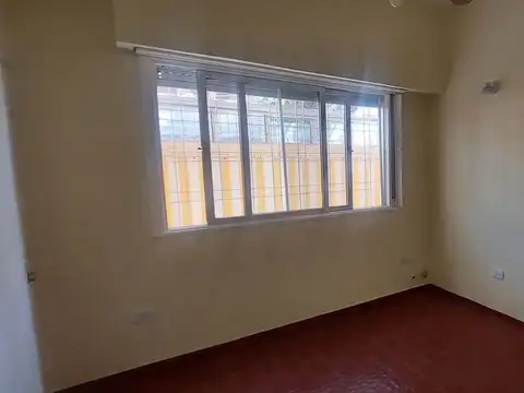 Depto Tipo Casa en Venta 66 años