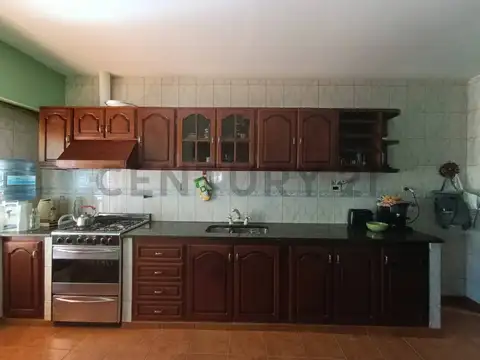 Casa en Venta en General Roca, USD 120.000