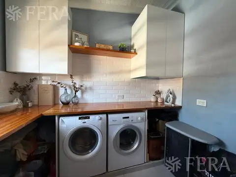 Casa 3 ambientes con 2 baños