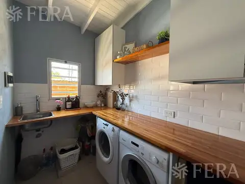 Casa en Venta en Berazategui, USD 99.000