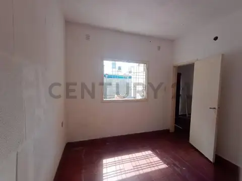 Espora 2000, Piso 0