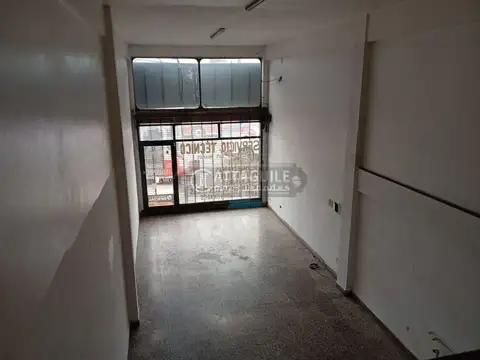 AV. PTE. PERON (EX RIVADAVIA) 23700