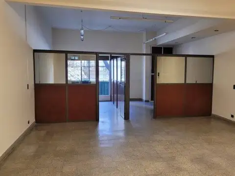 Av Gral Diaz Velez 3965, Piso 1