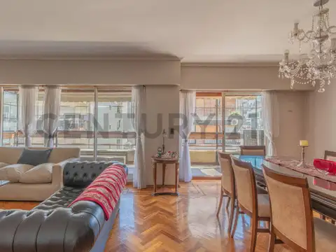 Departamento en Venta con 2 cocheras