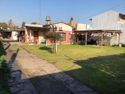 CASA EN VENTA - Ituzaingó Norte