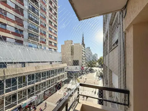 Departamento en Alquiler en Centro, $ 800.000