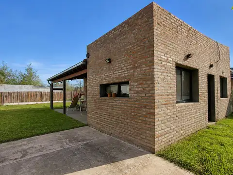 Casa en Venta en Roldan, USD 72.000