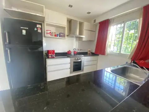 Depto Tipo Casa en Alquiler de 2 dormitorios