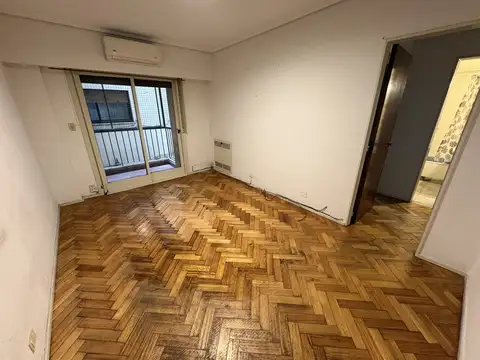 Avenida Hipólito Yrigoyen 1500
