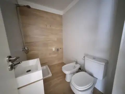 AV. SAN MARTIN 6300, Piso 1