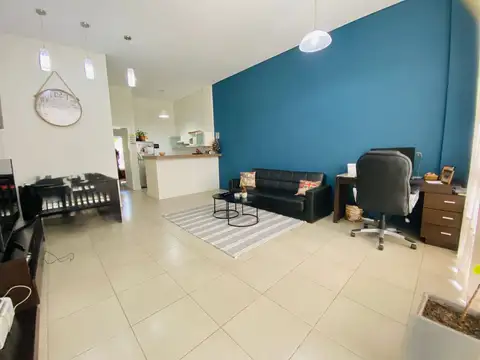 Depto Tipo Casa 2 ambientes con 1 baño