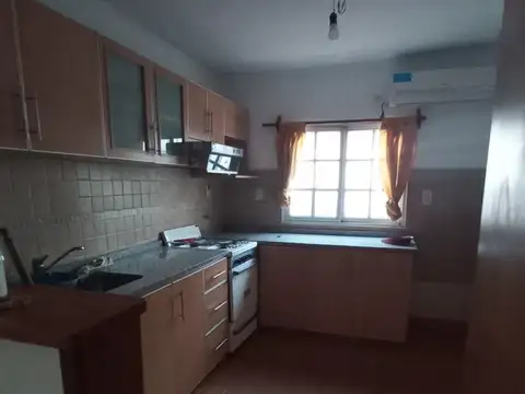 Caseros 400