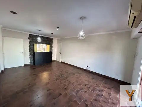 Departamento en venta - 2 Dormitorios 3 Baños - Parque Avellaneda