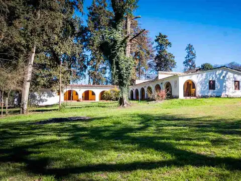 Hotel en Venta en Villa los Aromos, USD 1.999.999