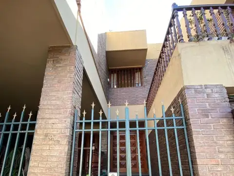 Casa en Venta de 5 dormitorios