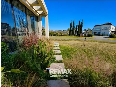 Casa en Venta en La Martona, USD 399.000