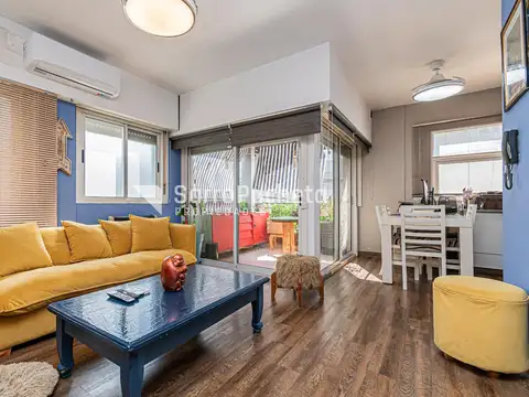 Venta departamento 2 ambientes con balcon y cochera en Villa Sarmiento.