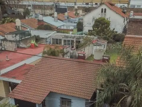 VENTA CASA 4 AMBIENTES -BECCAR SAN ISIDRO